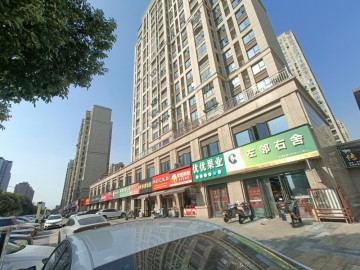3376海宁江南世家门口烟酒店转让