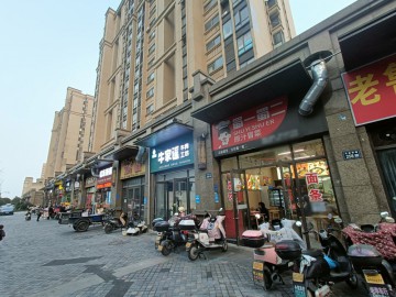 3581嘉兴海纳公馆临街小吃餐饮店转让