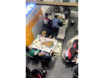 3622濮院时尚中心旁齐宏路主街餐饮店转让